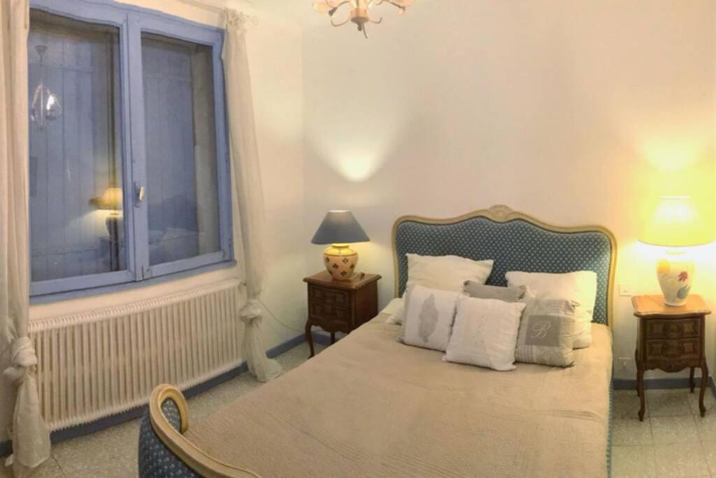 Villa Calme, Climatisee, Piscine, A 2 Pas Du Centre LʼIsle-sur-la-Sorgue Eksteriør billede
